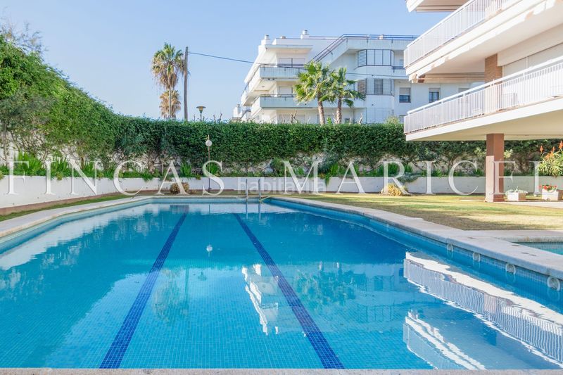 Foto 988bdfd0-bf9c-4ebd-98e5-49551c078831. Pis amb calefacció aparcament piscina a Can Girona - Terramar - Vinyet Sitges