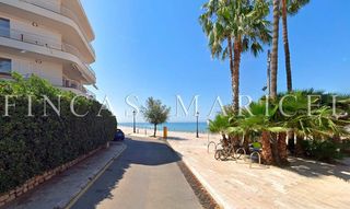 Car parking in Aiguadolç - Sant Sebastià. Plaza de parking en playa sant sebastian sitges.