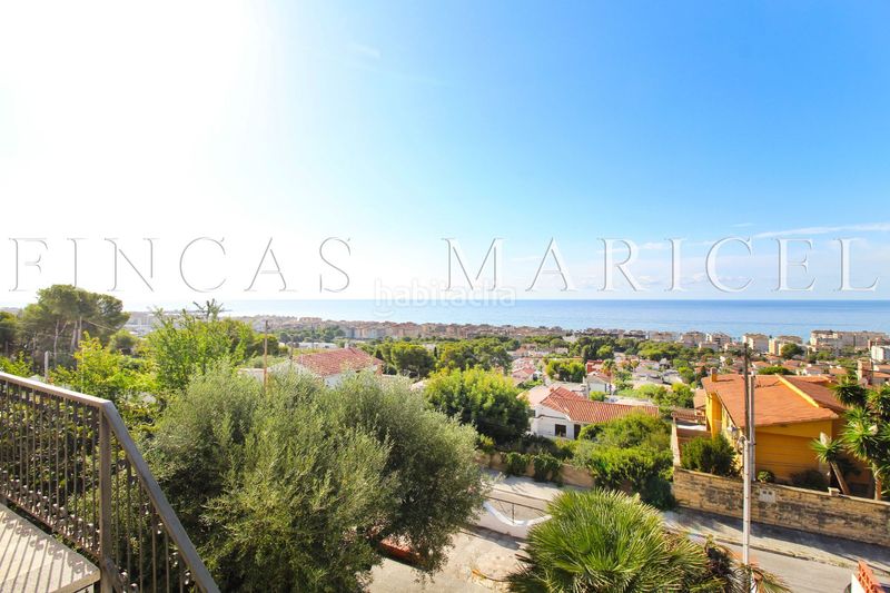 Foto 3a8e66b3-ec85-49ef-a18b-a251d20717a5. Casa amb aparcament a Bellamar Calafell