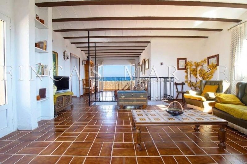 Foto bdee3f7c-c79e-4a59-94c6-61890019625e. Casa amb aparcament a Bellamar Calafell