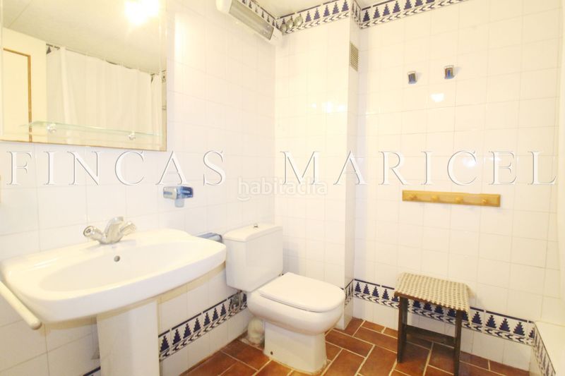 Foto ed483978-0cb3-46bb-8c6e-31150550fcd0. Casa amb aparcament a Bellamar Calafell