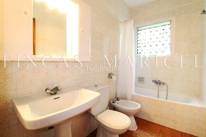 Foto 15bebb1b-7f6e-4549-82d0-9a56e2baa79d. Casa amb aparcament a Bellamar Calafell