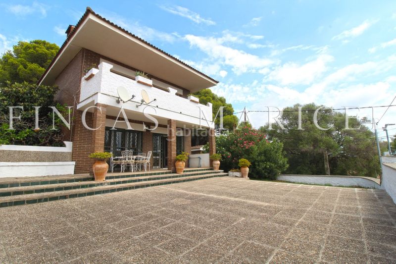 Foto 5f62117d-0378-4cd9-9663-9c0b05235b9b. Casa amb aparcament a Bellamar Calafell