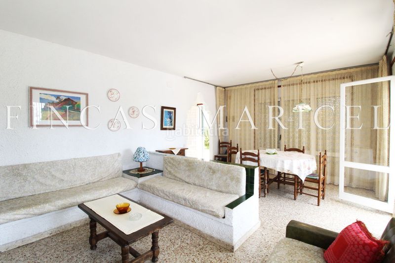 Foto f8468ad8-3d60-4426-8847-b1122a18538e. Casa amb aparcament a Bellamar Calafell