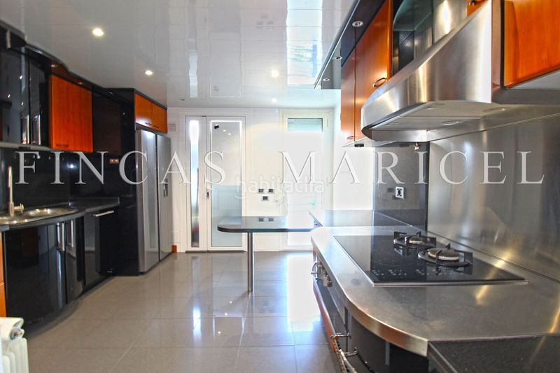 Foto f544693d-4696-42e4-912c-11d54f2c386e. Rent duplex with pool in Can Girona - Terramar - Vinyet Sitges