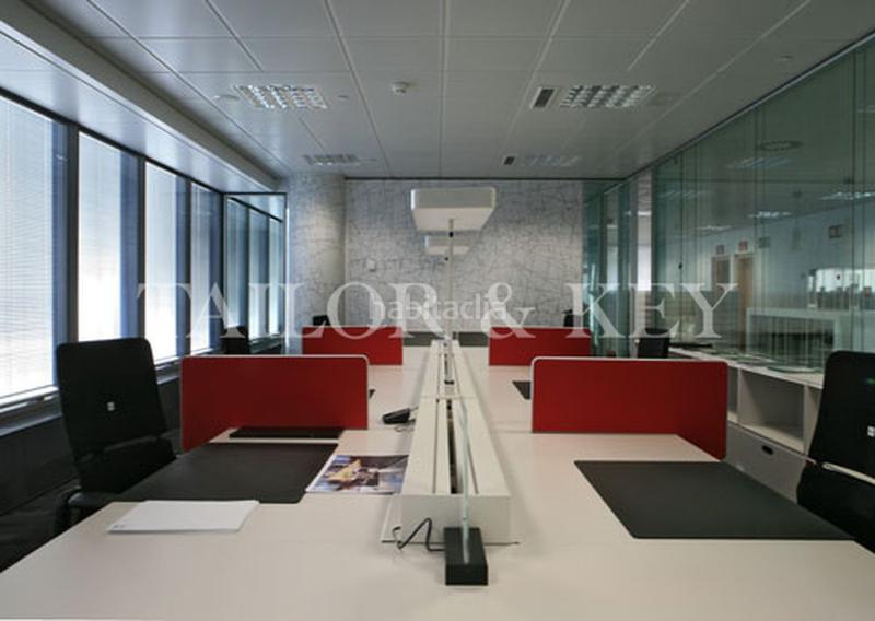 Foto 253db6f6-dd28-40bd-b0b1-aba34754a8b1. Miete büro mit heizung in La Paz Madrid