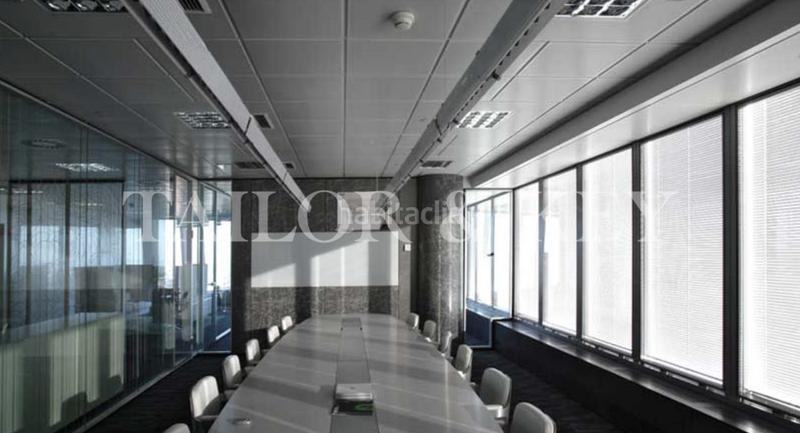 Foto 36ed0ad6-ae1b-4d80-bf1d-745899810513. Miete büro mit heizung in La Paz Madrid