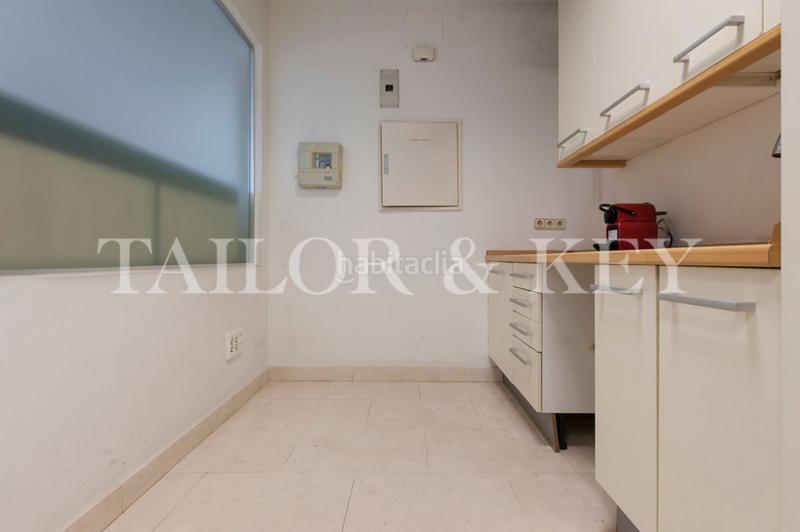 Foto bd64c7b5-6f94-4551-a28d-e6667fa67066. Office space in El Viso Madrid