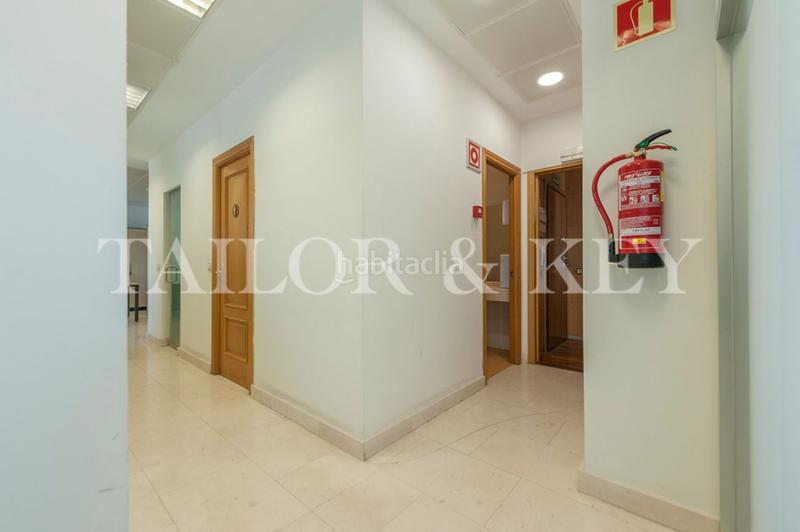 Foto cb1cf940-923e-4e76-acb0-abb290f8ea0a. Office space in El Viso Madrid
