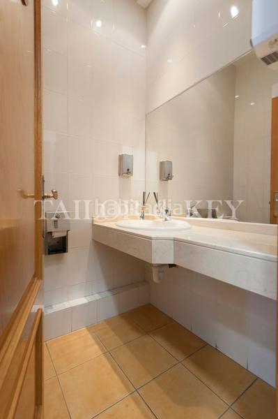 Foto d16ff8ec-be3b-4189-8f69-fe47942fd817. Office space in El Viso Madrid