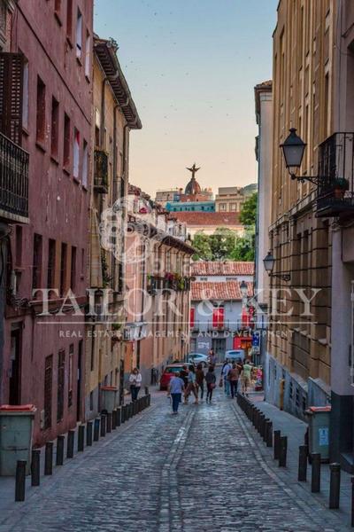Foto da8cd30c-d6ee-4bac-8d96-d568cdc8e3b5. Geschäftsraum in Universidad-Malasaña Madrid