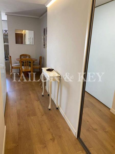 Foto dbc30cf3-4d4d-4abf-9a32-8644da454e58. Alquiler ático en Universidad-Malasaña Madrid