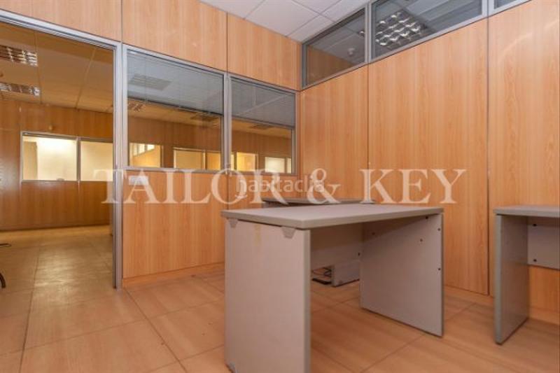 Foto f9735996-ba9e-4988-a2f1-7b068fba0432. Locale commerciale in San Isidro Getafe