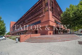 Location Local commercial  Calle eje 8