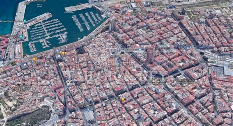 Foto c9e7a805-2f4b-4b48-a2ef-743b436ee7a1. Local commercial avec chauffage dans Ensanche-Diputación Alicante