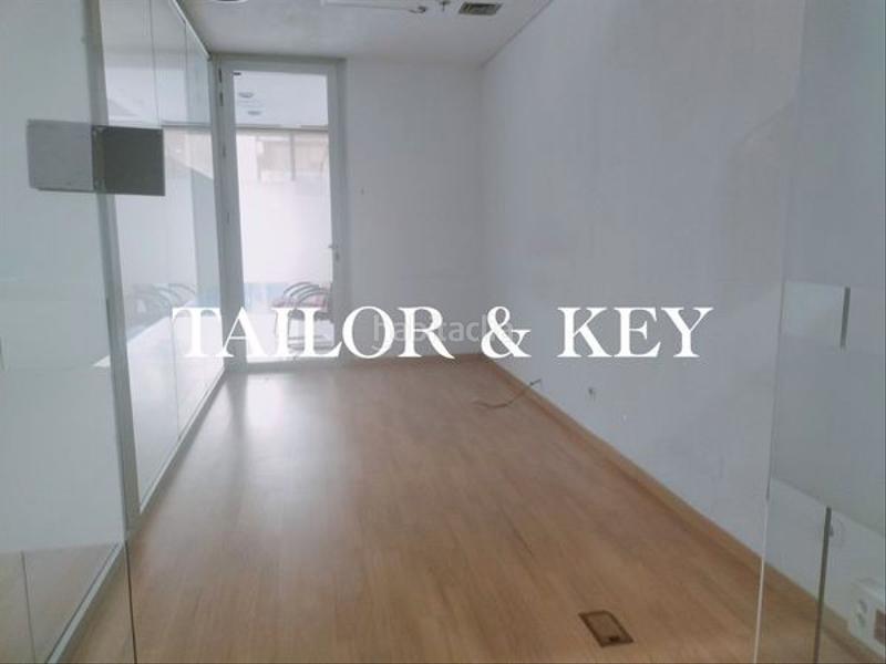 Foto cf705ddc-13ef-4750-beba-8fc7b4c224e2. Miete büro mit heizung in Castillejos-Cuzco Madrid