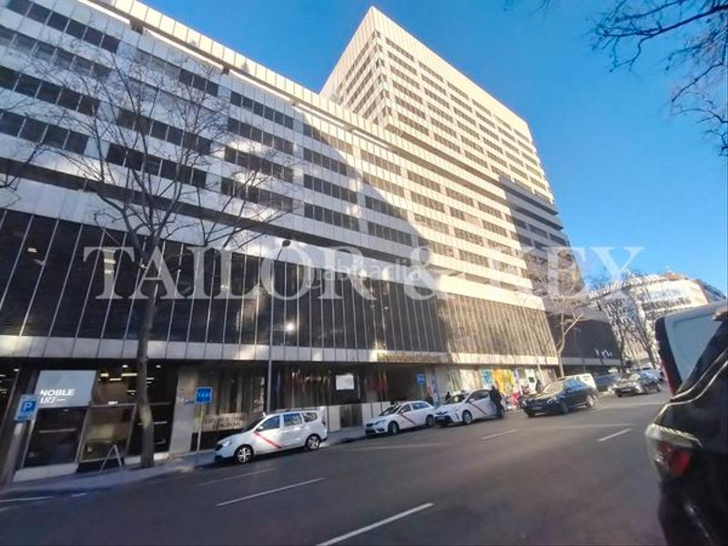 Foto 1734e464-abac-41d5-9ff5-5a8e79cb1cdf. Lloguer oficina amb calefacció a Castillejos-Cuzco Madrid