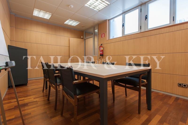 Foto 68ce1d05-58ef-4b89-b537-82eb17cfed81. Oficina en El Viso Madrid