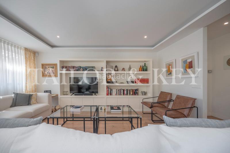 Foto 946b908f-0800-4780-87c3-5f03984b7898. Piso en Ríos Rosas-Nuevos Ministerios Madrid