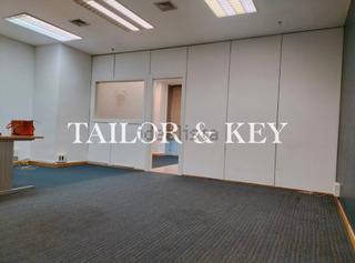 Office space in Calle de Orense