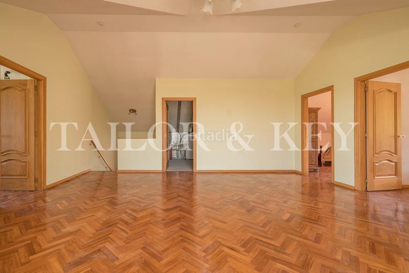 Foto 463da1c5-5a00-4537-a51d-8832cbb7e9d7. Chalet with heating parking pool in Altos de Jarama Paracuellos de Jarama