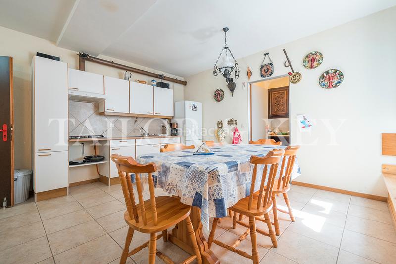 Foto ccf1700d-9388-46ac-837c-a6bda442376e. Chalet with heating parking pool in Altos de Jarama Paracuellos de Jarama