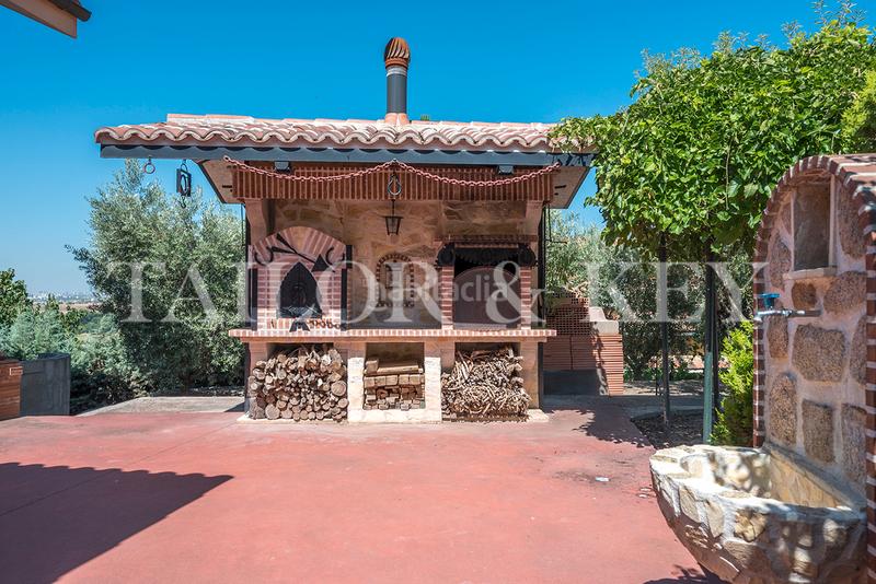 Foto 6ccabcfe-541d-478e-a2d2-b94516405273. Chalet avec chauffage parking piscine dans Altos de Jarama Paracuellos de Jarama