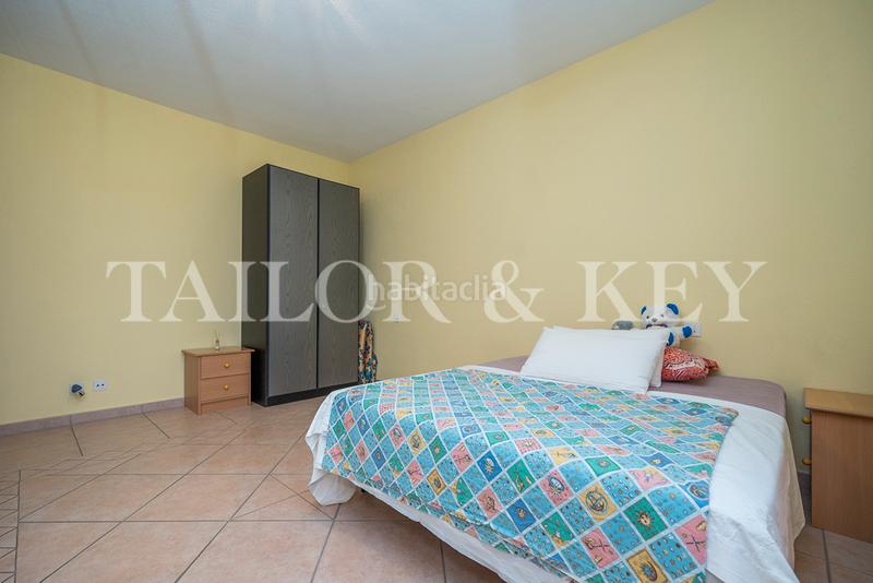 Foto 133e59e0-145f-4a40-b1e2-b921652615f6. Xalet amb calefacció aparcament piscina a Altos de Jarama Paracuellos de Jarama