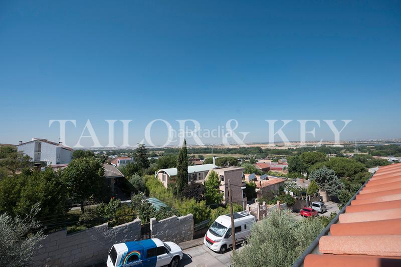 Foto 488a8c82-7c20-4ec9-a420-aad9da71ddca. Xalet amb calefacció aparcament piscina a Altos de Jarama Paracuellos de Jarama