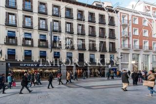 Local Comercial en Calle de Espoz y Mina