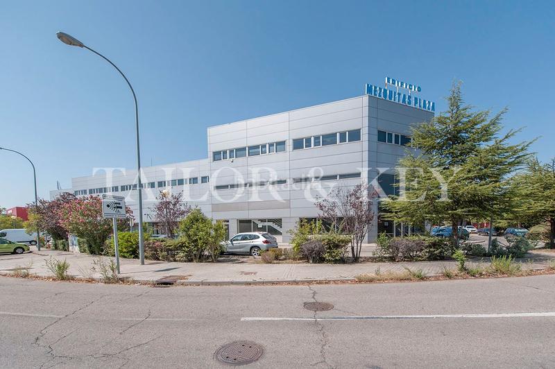 Foto 61cd0cc6-bd73-4c7a-9a27-1e7a688afda7. Büro mit heizung parking in Los Olivos-Los Ángeles Getafe