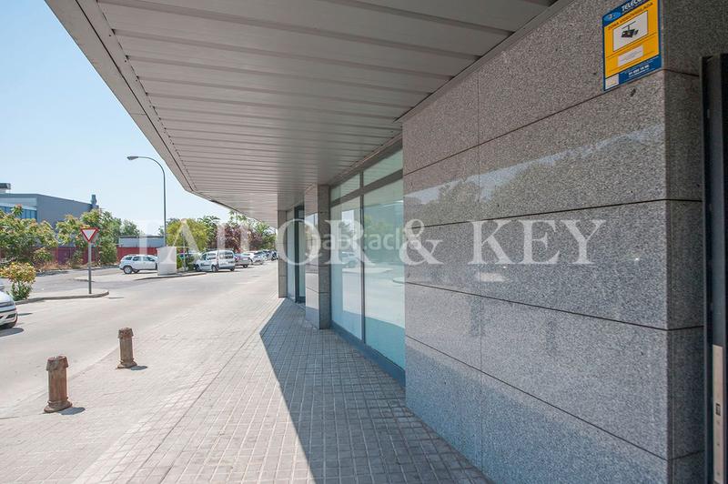 Foto 6e9a3a26-2edb-4042-b0a7-948f999726fb. Büro mit heizung parking in Los Olivos-Los Ángeles Getafe