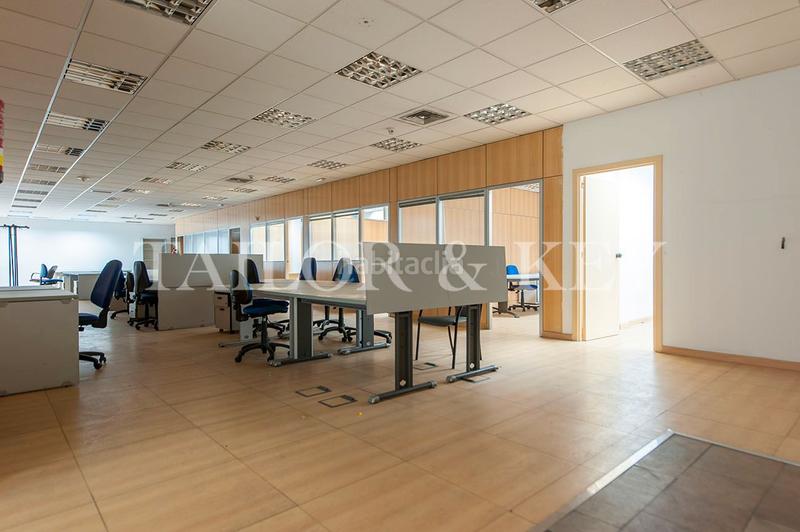 Foto c1570484-b699-47fb-b21c-238f6e150bb3. Office space with heating parking in Los Olivos-Los Ángeles Getafe