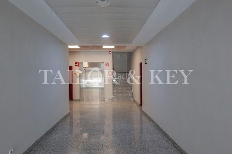 Foto aaf7af93-bf70-42c6-9665-0569f0c1197f. Ufficio con riscaldamento parcheggio in Los Olivos-Los Ángeles Getafe