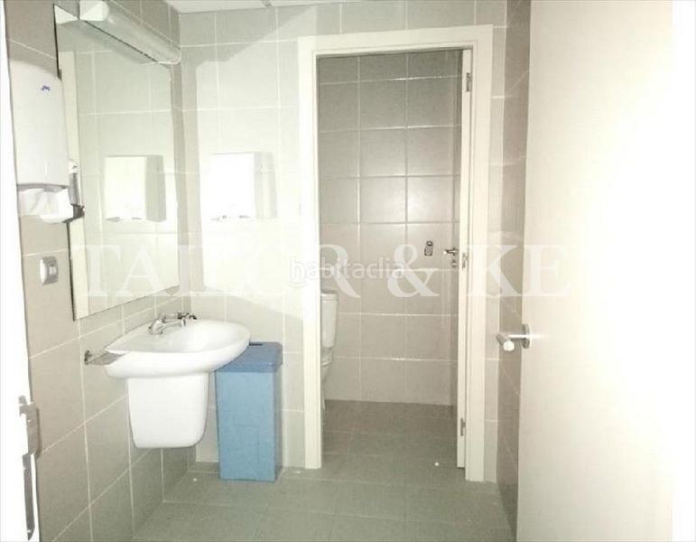 Foto d0a451f0-4d87-4658-95b3-3d701d26c689. Local comercial en Casco Antiguo Alcorcón