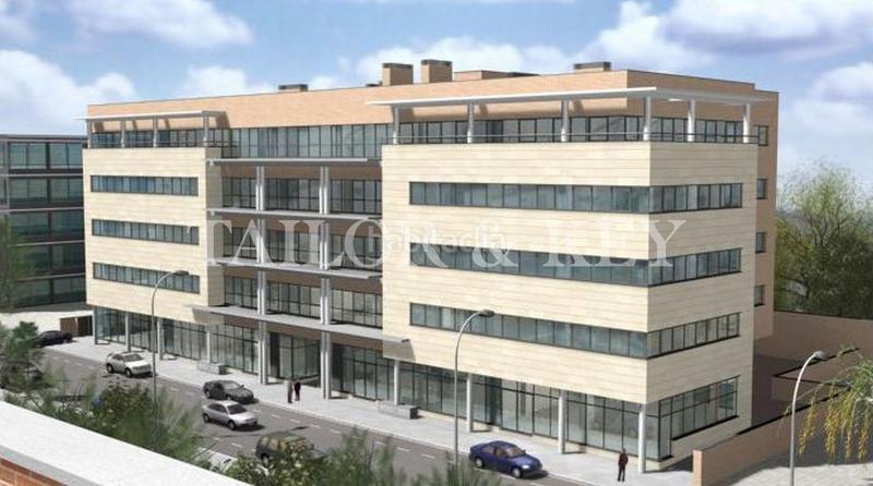 Foto 2c6d9da5-fd9e-4f8f-a17b-f320ec9c8301. Bureau avec chauffage dans Buena Vista Madrid