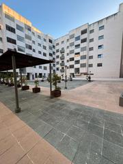 Estudi a Centro. Estudio con plaza de garaje en venta en urbanización en el puert