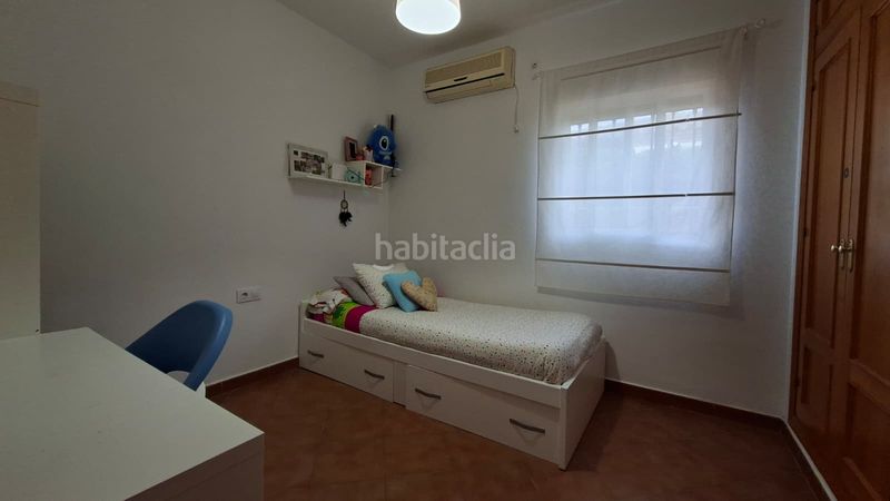 Foto 41b1836d-9e0e-4e2e-8f97-2617e8229379. Xalet amb xemeneia piscina a Los Franceses - La Vega Chiclana de la Frontera