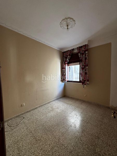 Foto b5498469-4fd0-4162-9b17-5531d877d286. Piso  " zona falla " en El Carmen San Fernando