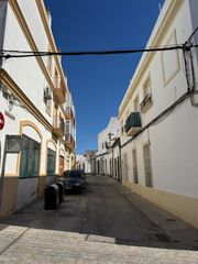 Etagenwohnung in El Carmen. Piso en venta en san fernando " zona la alameda "