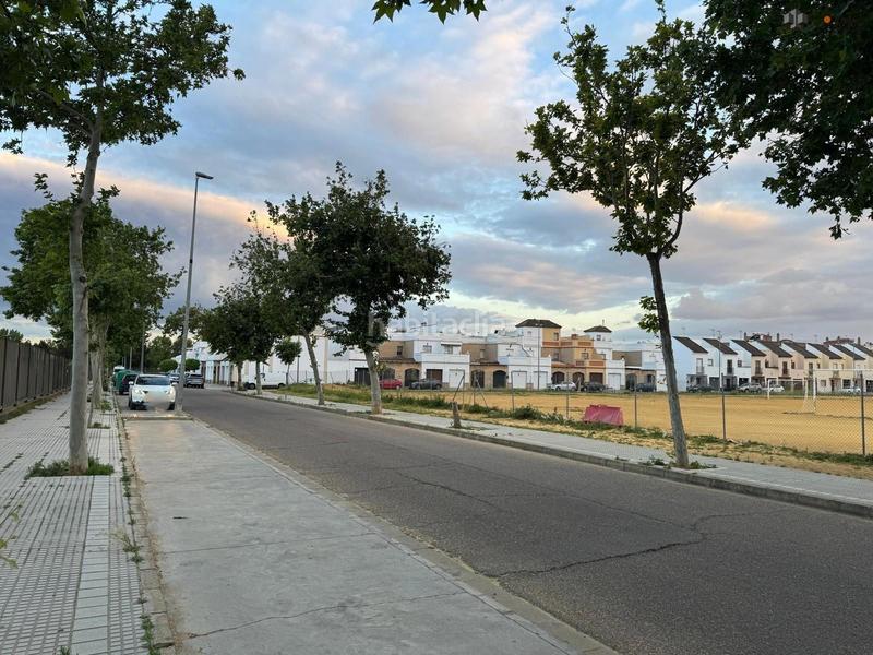 Foto 61823a84-1086-4976-9596-16d5f217efd9. Casa adossada amb aparcament a Écija
