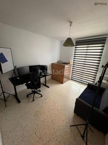 Foto 65e56fea-6f09-46a7-90d8-af9f132fd5c9. Casa adossada amb aparcament a Écija