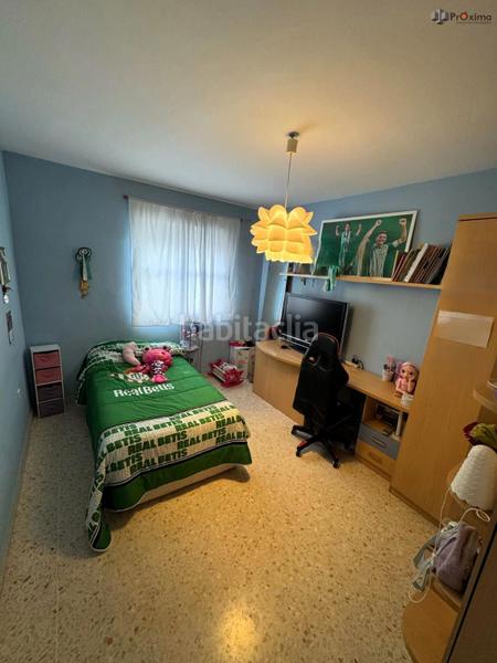 Foto 790bd843-ae1c-4c2a-a489-c90c0ea48738. Casa adossada amb aparcament a Écija