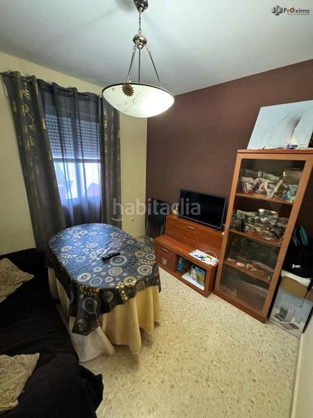 Foto ab25e37d-c53b-4945-af21-f506d7321133. Casa adossada amb aparcament a Écija