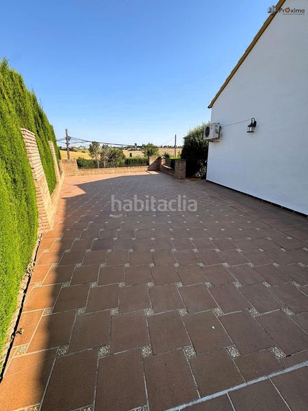 Foto d97819d5-433c-4218-924a-d6d192e680f3. Xalet amb aparcament piscina a Écija