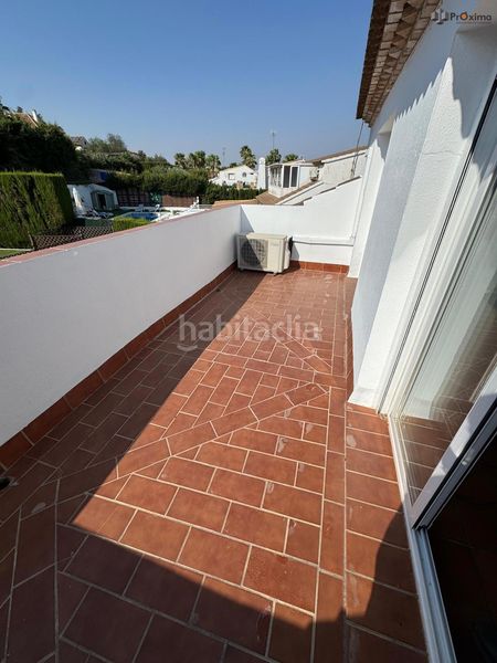 Foto eb3bbeb2-2016-46fd-add3-73107a02d17d. Xalet amb aparcament piscina a Écija