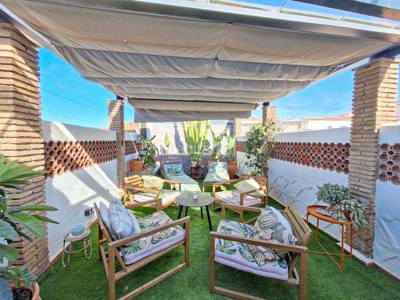 Foto fa32a0f4-a1a2-459a-8d7c-290f89c4b690. Casa a Hispanidad - Vivar Téllez Vélez - Málaga