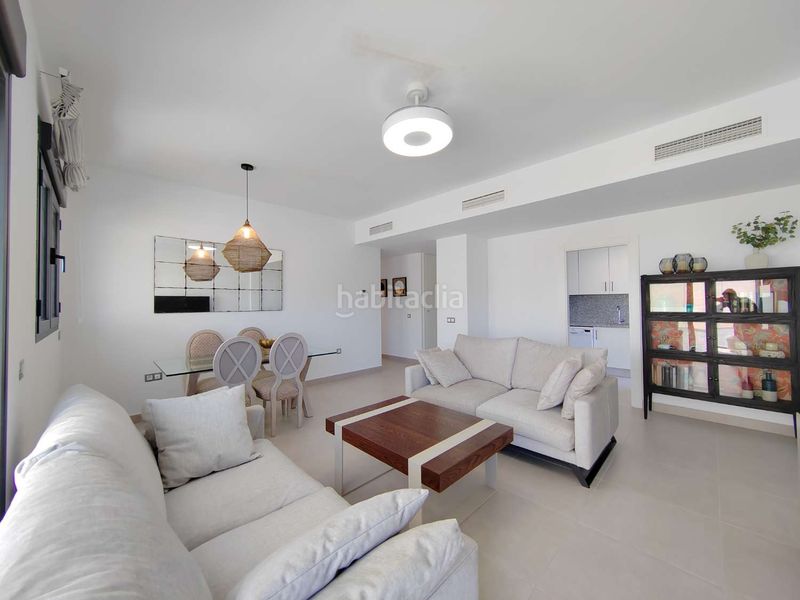Foto beddd9ab-03d1-47d7-9bcd-613965232928. Àtic amb aparcament piscina a Paseo Marítimo de Levante Torre del Mar