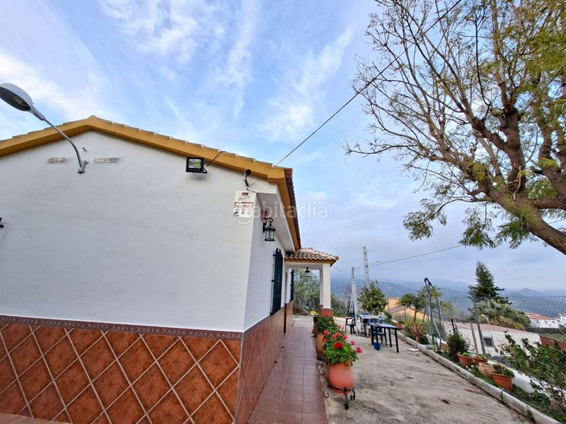 Foto bbc09e2e-dc2c-4275-bf96-931d73a10fa2. Casa amb aparcament piscina a Viñuela