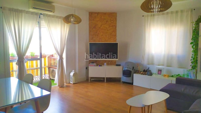Foto c2acb3cd-f0b5-4bbf-b1d5-d8f43da7d8d3. Piso en Hispanidad - Vivar Téllez Vélez - Málaga